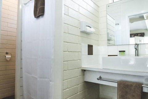 Central Highlands Motor Inn - Stayed 6