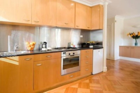 Lakeside Suites 1 - Stayed 6