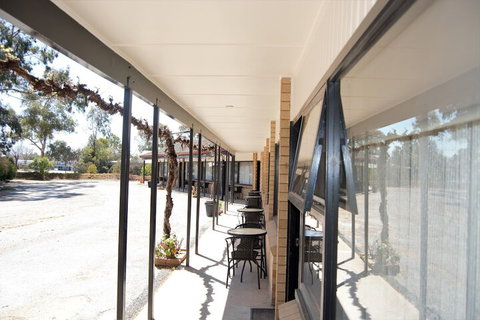 Civic Motor Inn - Stayed 4