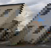 Grand Manor Motor Inn - Queanbeyan