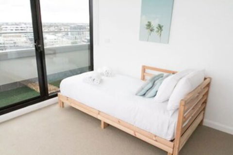 Modern 2 Bedroom Apartment In Melbournes Northcote - Stayed 6