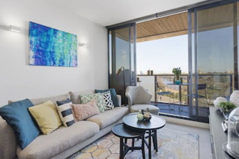 LAURENT Views Of MCG & Yarra River + Fed Square - Stayed 0