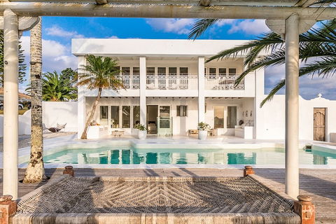 Your Luxury Escape - Bisque House - Stayed 1