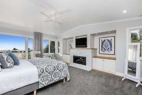 Your Luxury Escape - Trig Point - Stays Accommodation 4