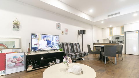 A02-darling Harbour 2 BDR Loft - Stayed 4