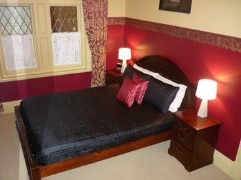 Triune House Bed & Breakfast - Stayed 1