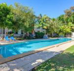 Baden 90 Rainbow Shores Resort Unit Pools Tennis Court Walk To Beach - Stayed