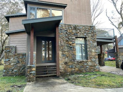 Alpine Walkabout Alpine Getaways - Stayed 0
