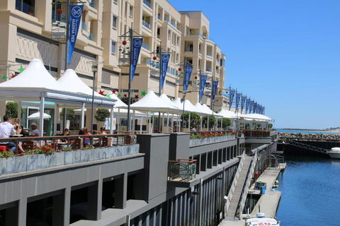Beachside Luxury 2 Bedroom Getaway - Stayed 4
