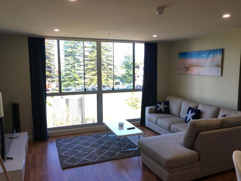 Beachside Luxury 2 Bedroom Getaway - Stayed 6
