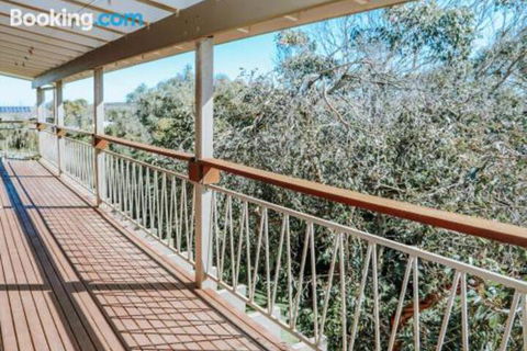 Banksia Beach House - Stayed 3