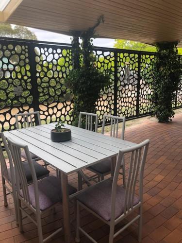 Granite Belt Cabins - Stayed 1