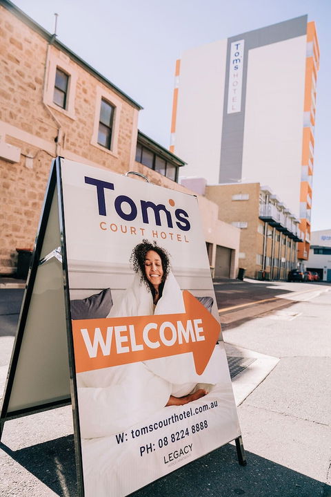 Tom's Court Hotel - Stayed 2