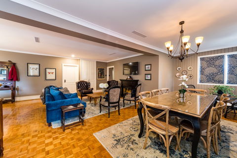 Hedge House- Luxury Space Style Location - Stayed 3