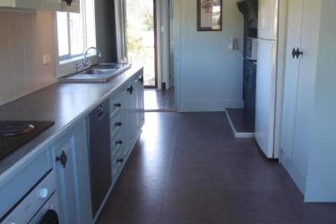 Old Schoolmasters Cottage On The Barrington River - Stays Accommodation 5