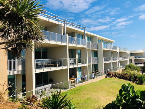 Absolute Beachfront Cabarita Beach Ocean Views 3 Bed Apartment - Stayed 4