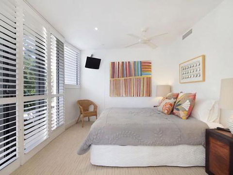 COTTON BEACH 94 MID FLOOR PENTHOUSE - Stays Accommodation 3