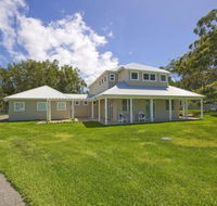 Echo Beach House 16 Reflections Dr Luxurious House with Magnificent Pool  Ducted Air - Stayed