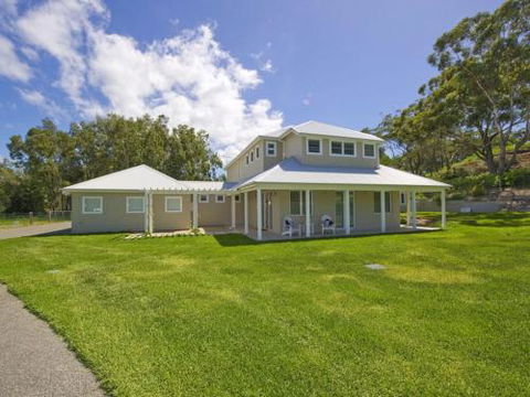 Echo Beach House 16 Reflections Dr Luxurious House With Magnificent Pool & Ducted Air - Stayed 0