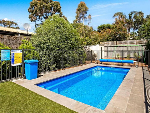 A Perfect Ten - Stayed 1