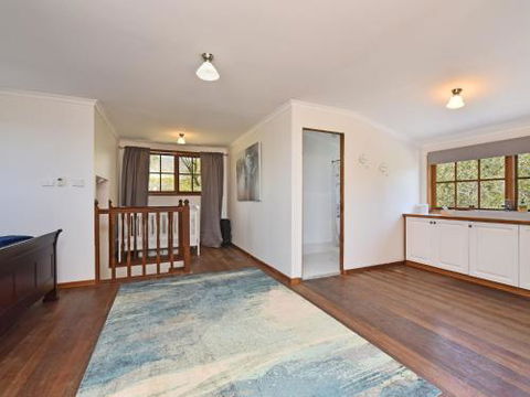 Soldiers Cottage Picturebook Vineyard Home - Stayed 2