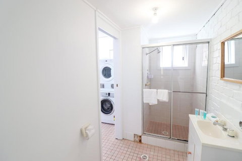 Oceanview BeachHouse - Stays Accommodation 3