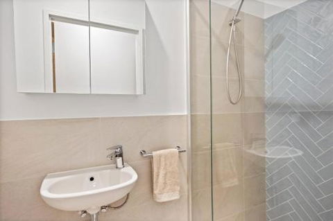 4 Corella Court Brand New Magnificent Marina Home With Wi Fi - Stayed 6