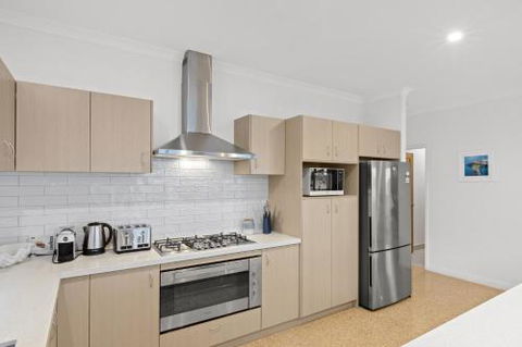 4 Corella Court Brand New Magnificent Marina Home With Wi Fi - Stayed 2