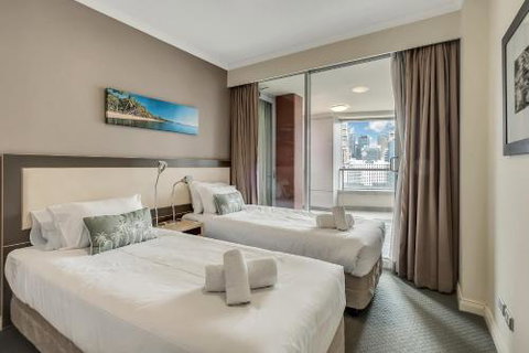 DREAM HARBOUR VIEW 2 BRM / GYM POOL & PARKING - Stayed 3