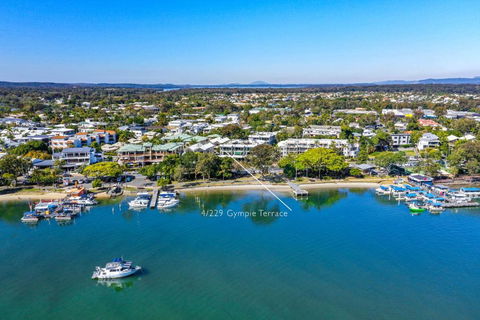 Panoramic River & Ocean Views Noosaville - Stayed 6