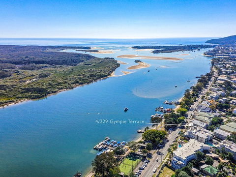 Panoramic River & Ocean Views Noosaville - Stayed 3