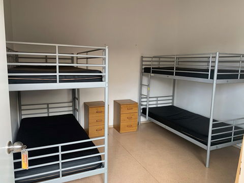 Roey Backpackers & Party Bar - Stayed 5