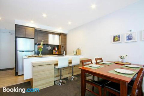 Cozy Homely Apartment CBR Central - Stays Accommodation 5