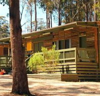 Lakes Entrance Log Cabins