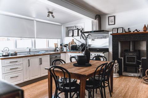 Saint Inez - Stayed 2