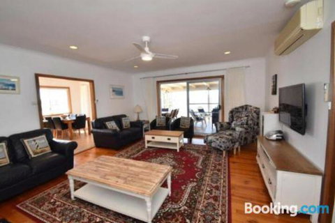 Miramar At Penneshaw KI - Stayed 6