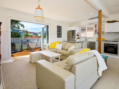 Arklow I Pet Friendly With Ocean Views - Stayed 6