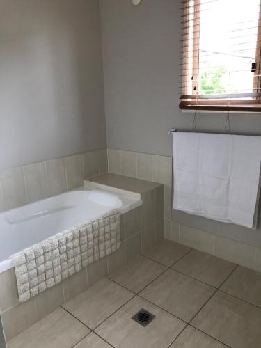 Tamborine Mountain Accommodation - Stayed 6