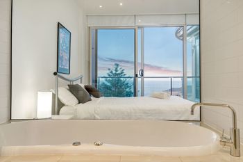 Penthouse Liberty Towers - Stayed 4