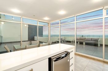 Penthouse Liberty Towers - Stayed 1