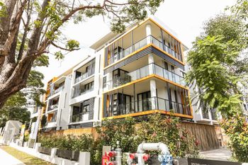 Spacious Apartment At Waitara - Stayed 0