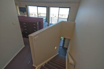 Holiday Makers - Stayed 5