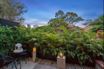 Coolangatta Beachside Villas - Stays Accommodation 2