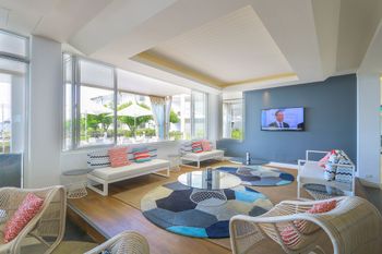 Resort Apartment On Salt Beach 6318 - Stayed 4