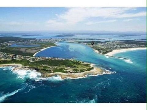 Waterside Retreat - Stays Accommodation 3