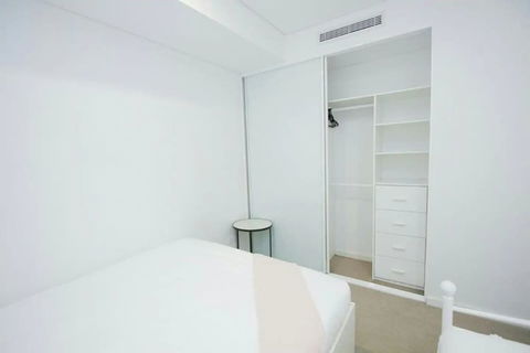 B03-darling Harbour 1 BDR APT - Stayed 4