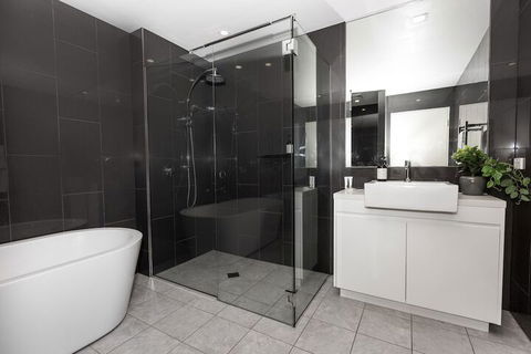 Trendy Self Contained City Apartment - Stayed 5