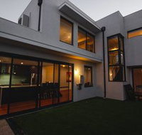 South Beach Pool Home - Stays Accommodation