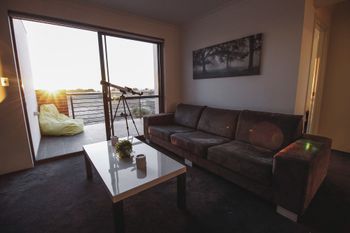 South Beach Pool Home - Stays Accommodation 2