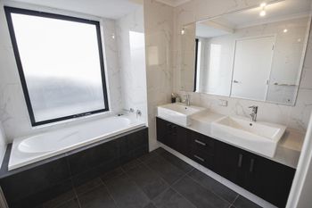 South Beach Pool Home - Stays Accommodation 6